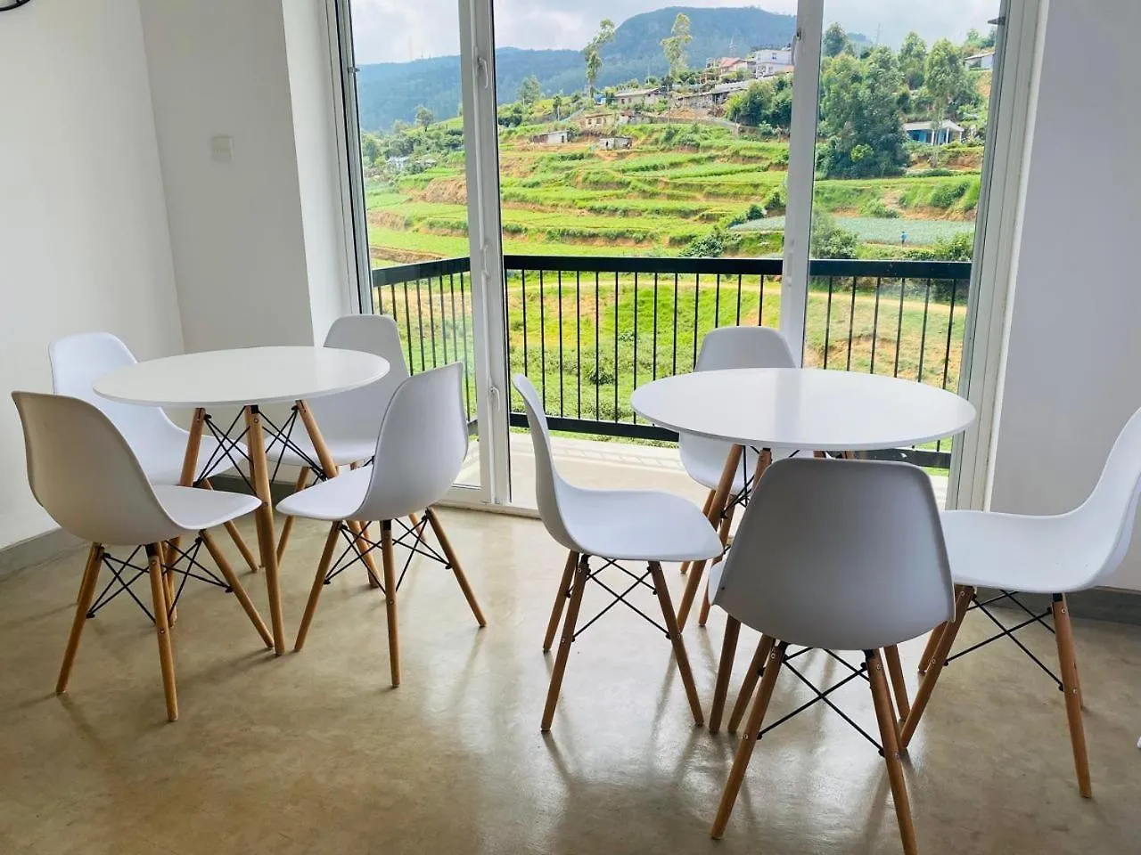 Fourth Milestone Hotel Nuwara Eliya 0*,  Sri Lanka