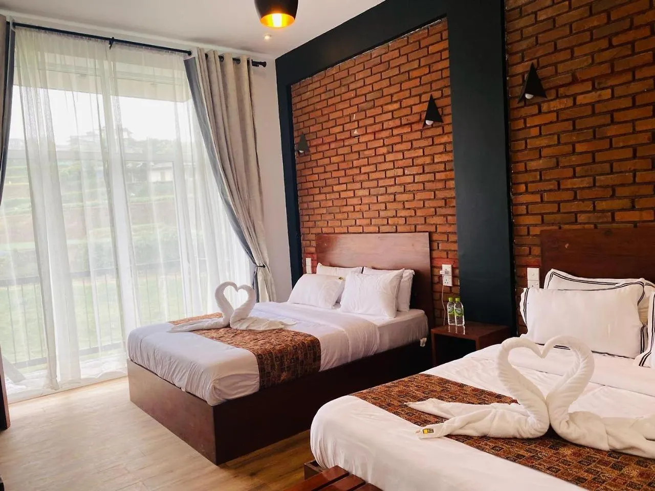 Fourth Milestone Hotel Nuwara Eliya 0*,  Sri Lanka